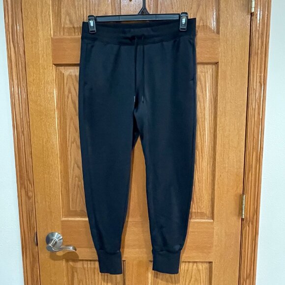 UNDER ARMOUR Women’s M Black Loose Athletic Sweatpants Pants Jogger - Picture 1 of 6